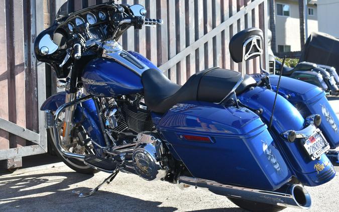 2017 Harley-Davidson® Street Glide® Special FLHXS