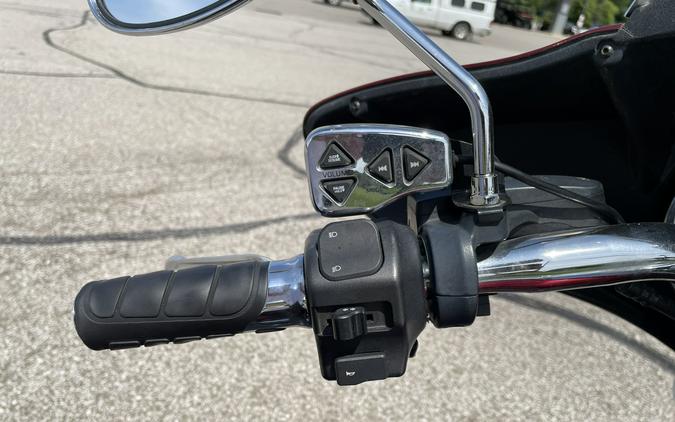 2014 Yamaha Stratoliner Deluxe