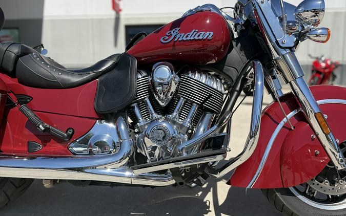 2017 Indian Motorcycle SPRINGFIELD RED 49ST