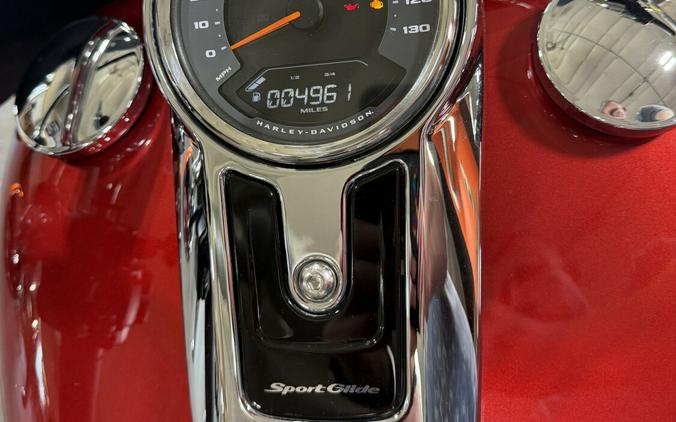 2019 Harley-Davidson® Sport Glide™ Wicked Red