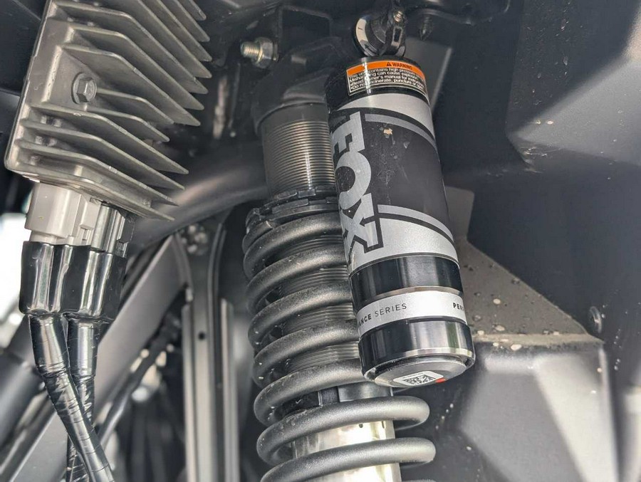 2025 Yamaha Wolverine RMAX4 1000 XT-R