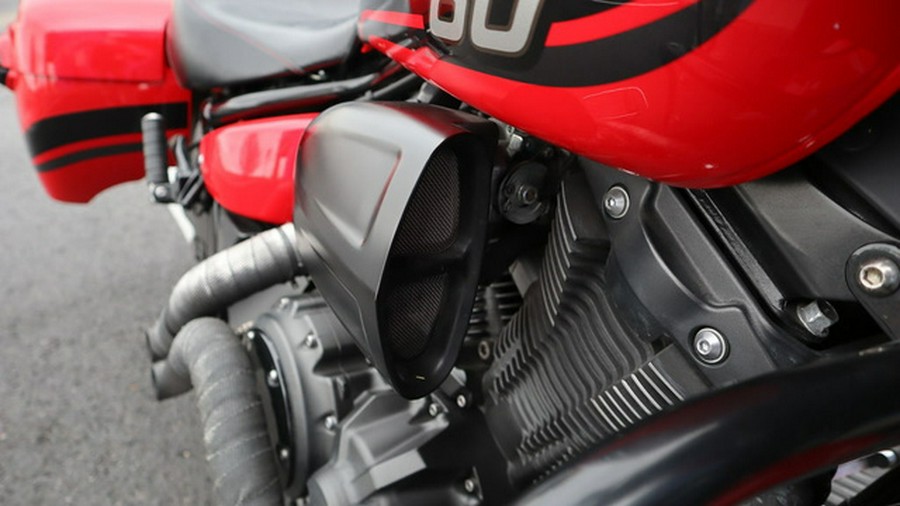 2015 Yamaha V Star 1300 Deluxe Rapid Red