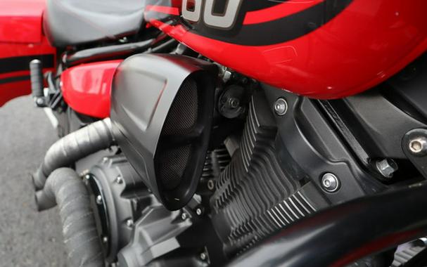 2015 Yamaha V Star 1300 Deluxe Rapid Red