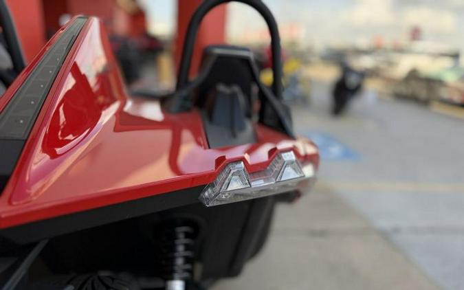 2026 Polaris Slingshot® S Manual