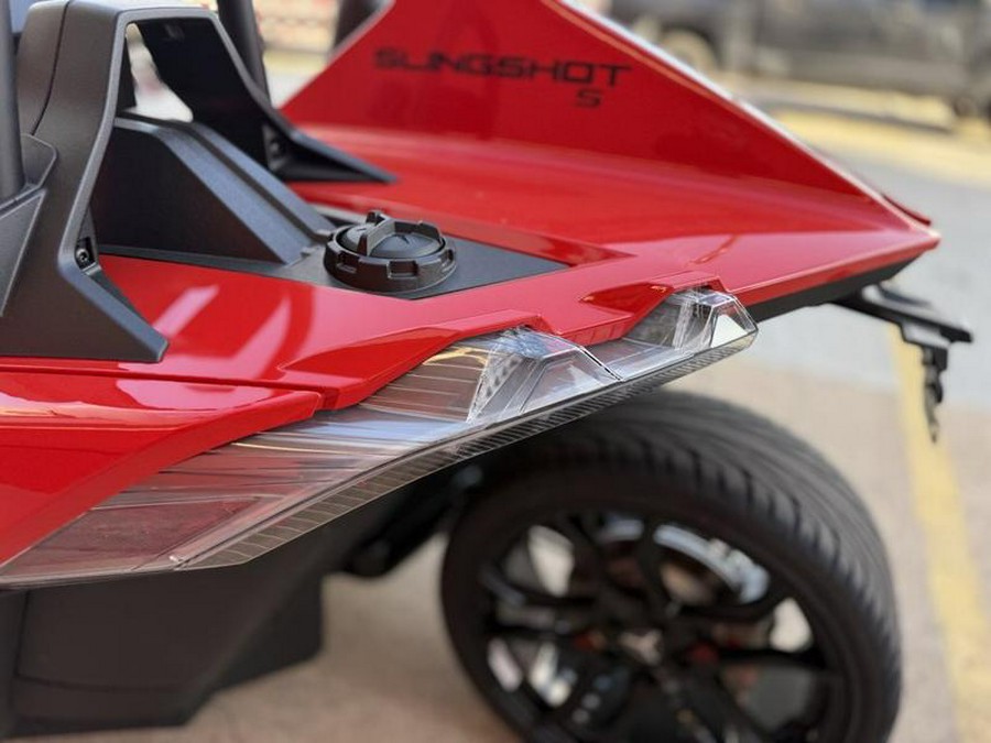 2026 Polaris Slingshot® S Manual