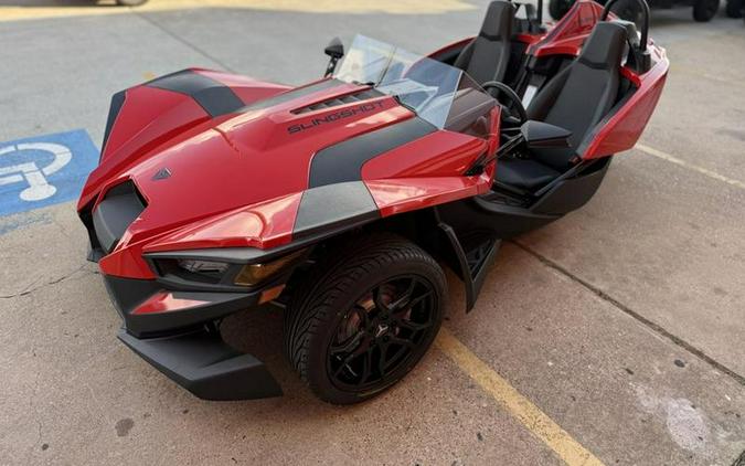 2026 Polaris Slingshot® S Manual