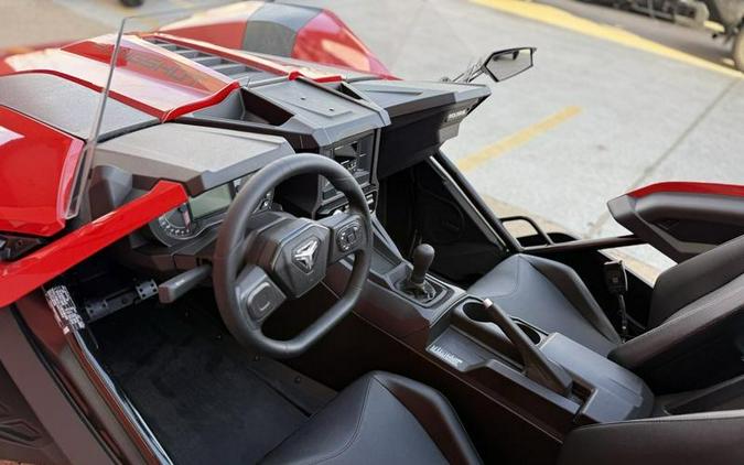 2026 Polaris Slingshot® S Manual