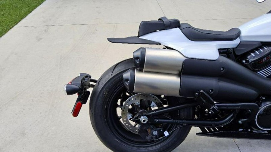 2026 Harley-Davidson® RH1250 S