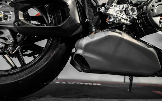 2025 Ducati Panigale V4 Tricolore