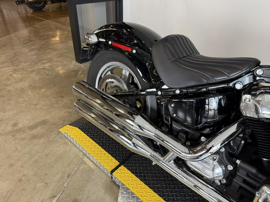 2024 Harley-Davidson® Softail® Standard