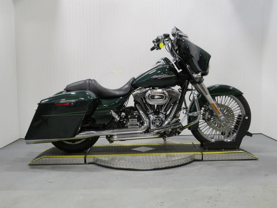 2015 Harley-Davidson® FLHXS - Street Glide® Special