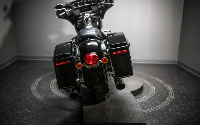 2021 Electra Glide® Standard (FLHT)