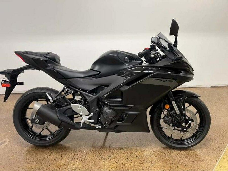 2025 Yamaha YZF-R3