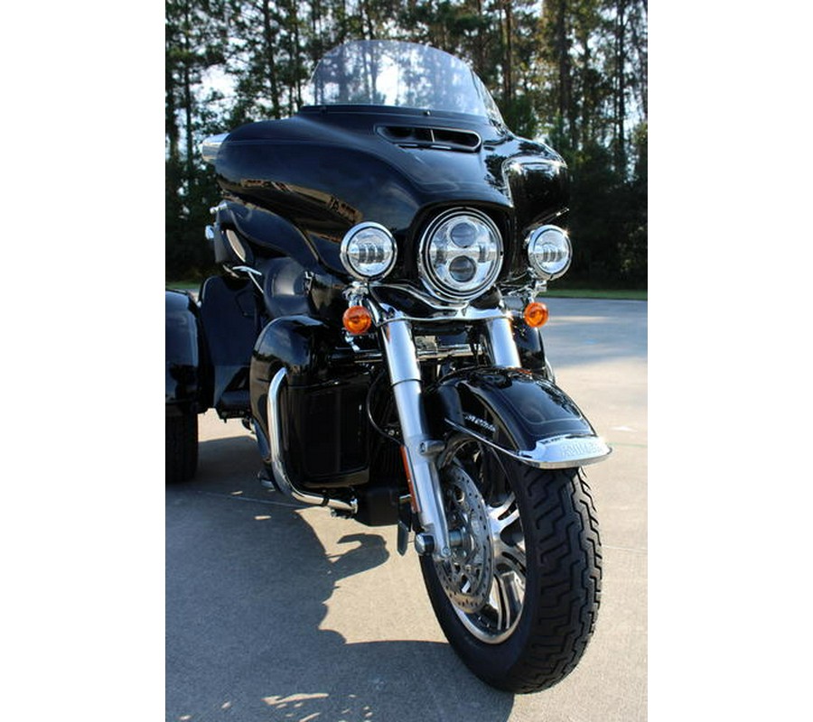 2025 Harley-Davidson® FLHTCUTG - Tri Glide® Ultra