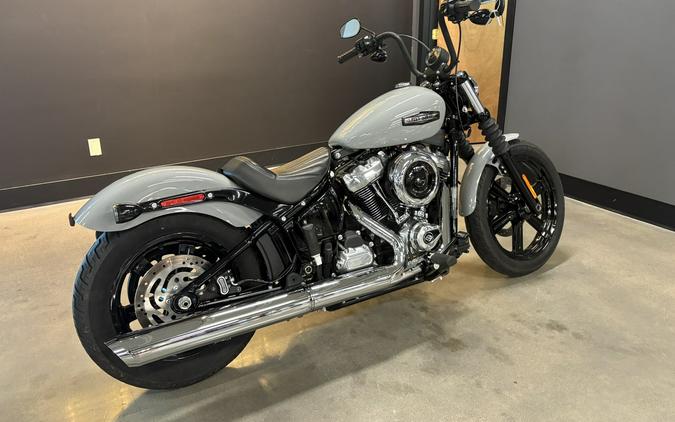 2025 Harley-Davidson® Street Bob® Billiard Gray w/Cast Wheels