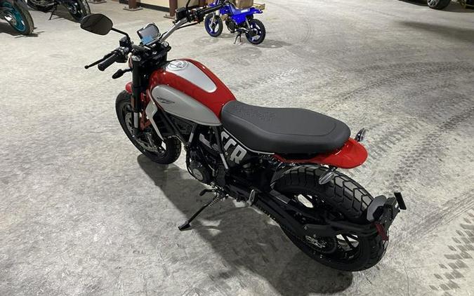 2024 Ducati Scrambler Icon (2G) Red