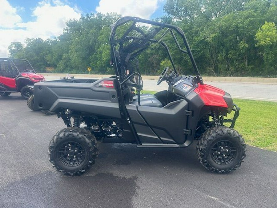 2025 Honda Pioneer 700 Deluxe