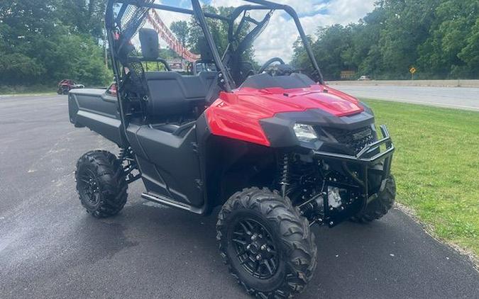 2025 Honda Pioneer 700 Deluxe