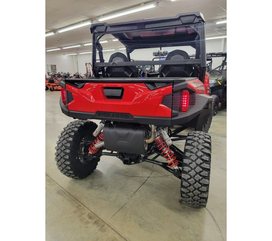 2025 Polaris® General XP 1000 Premium