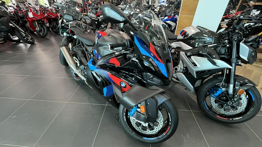 2026 BMW M 1000 RR