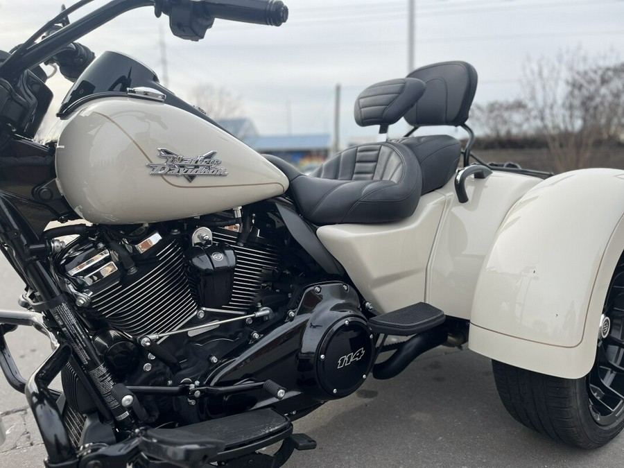 2023 Harley-Davidson® FLRT Freewheeler® White Sand Pearl