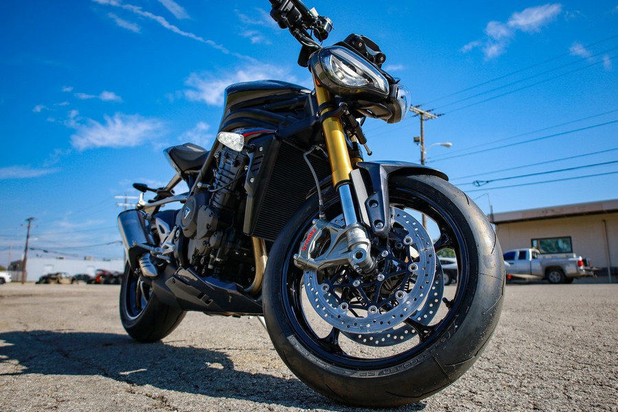 2027 Speed Triple 1200 RS - Triumph
