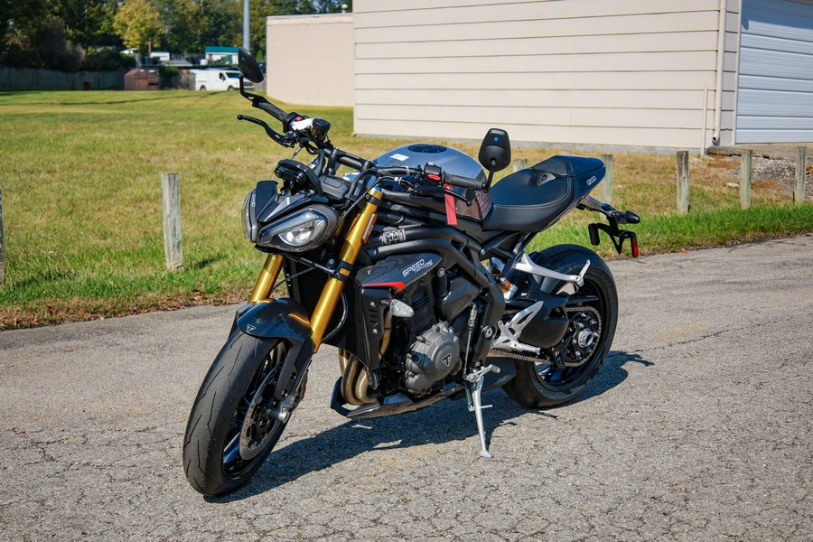 2027 Speed Triple 1200 RS - Triumph