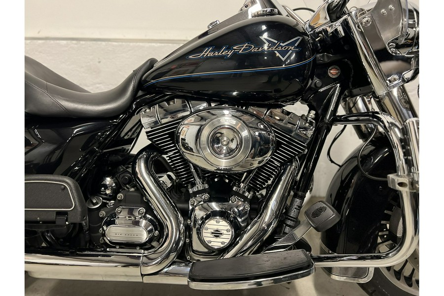 2013 Harley-Davidson® FLHR