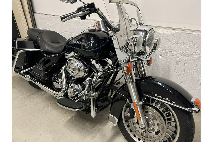 2013 Harley-Davidson® FLHR
