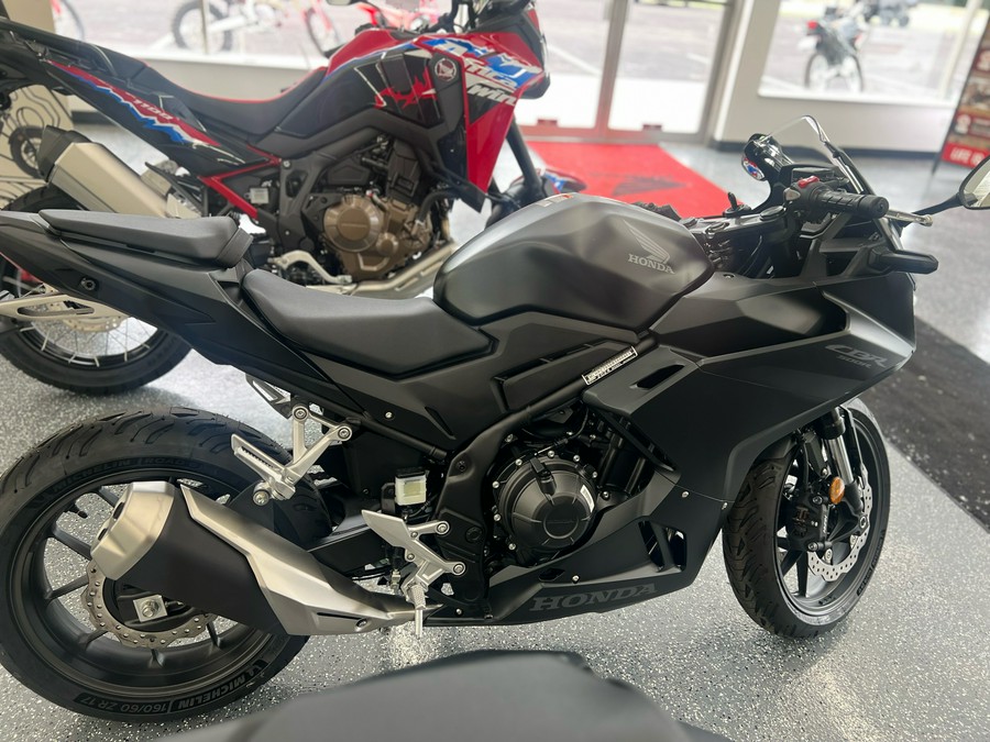 2024 Honda CBR500R ABS