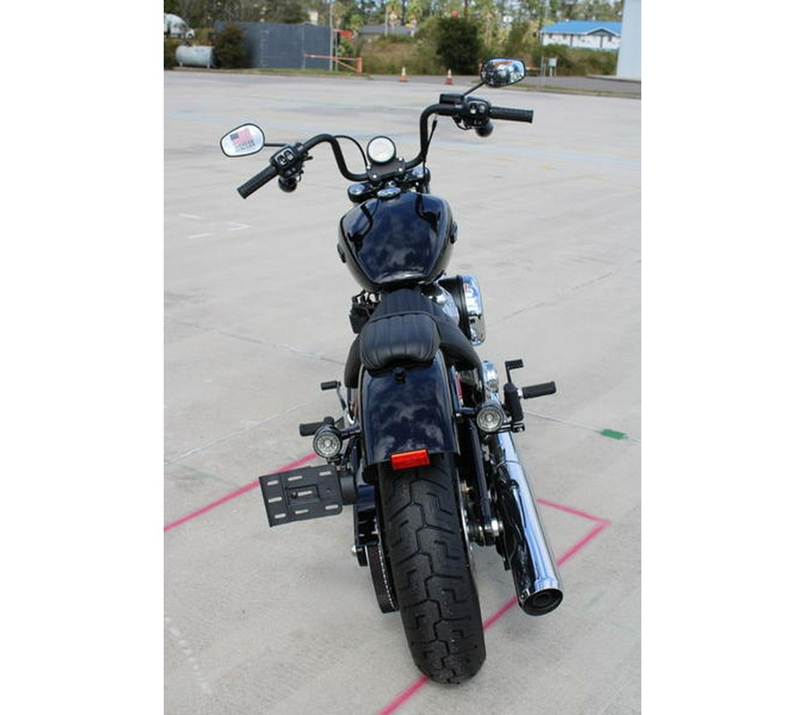 2025 Harley-Davidson® FXBB - Street Bob®