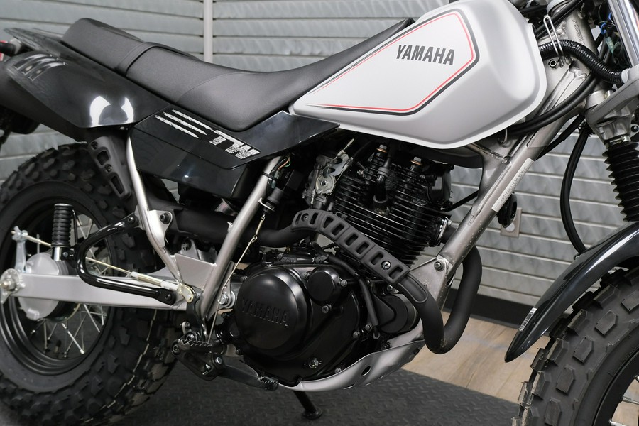 2026 YAMAHA TW200