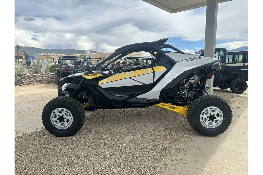 2024 Can-Am MAV R BASE 77 996NT GY