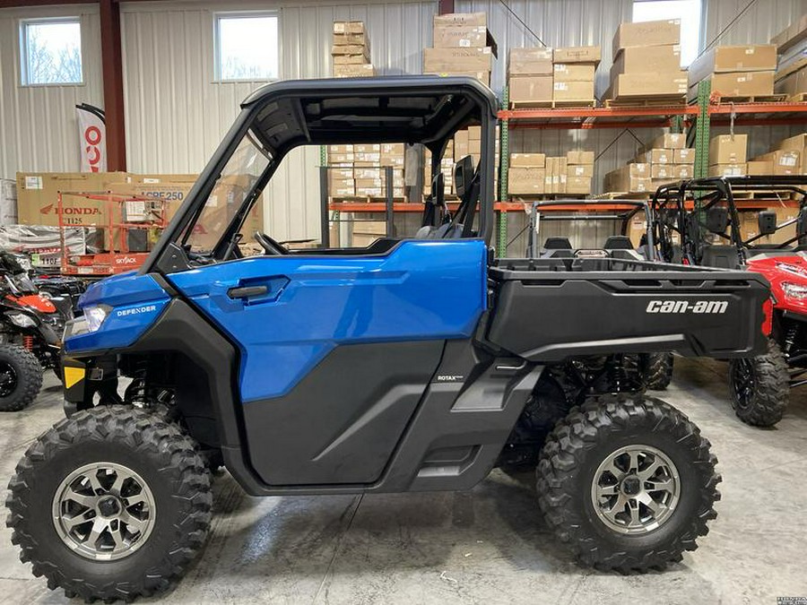 2023 Can-Am® Defender DPS HD10 Oxford Blue