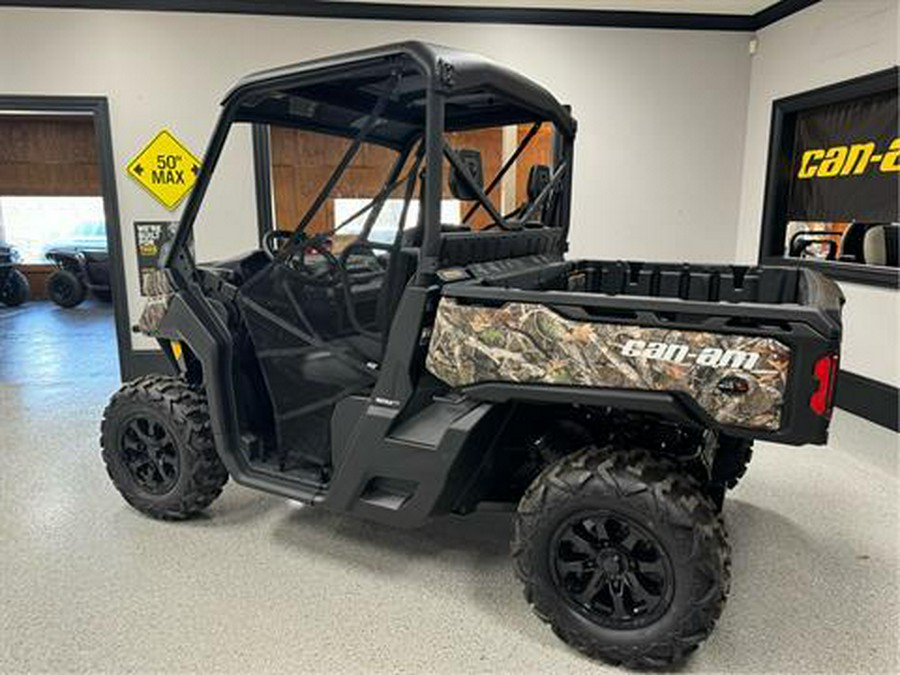 2024 Can-Am Defender XT HD9