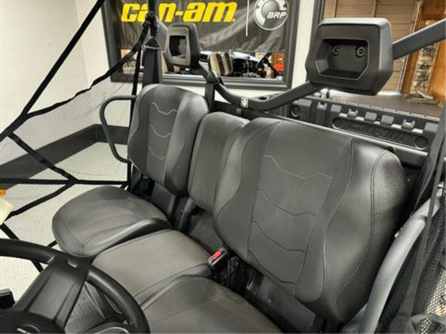 2024 Can-Am Defender XT HD9