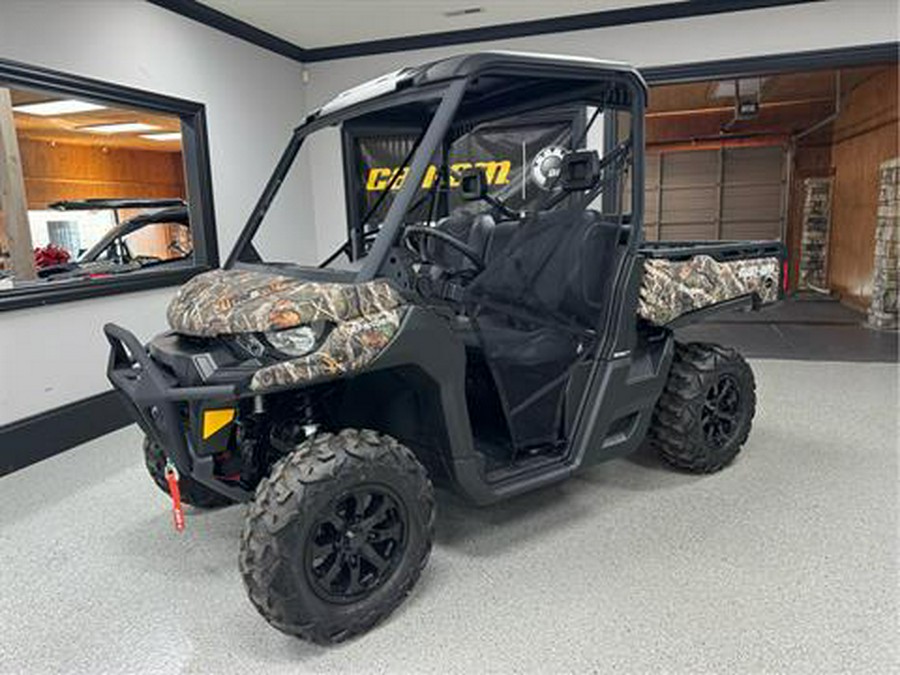 2024 Can-Am Defender XT HD9