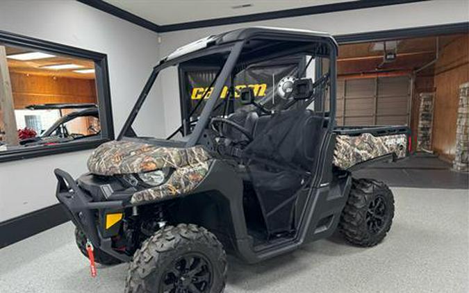 2024 Can-Am Defender XT HD9