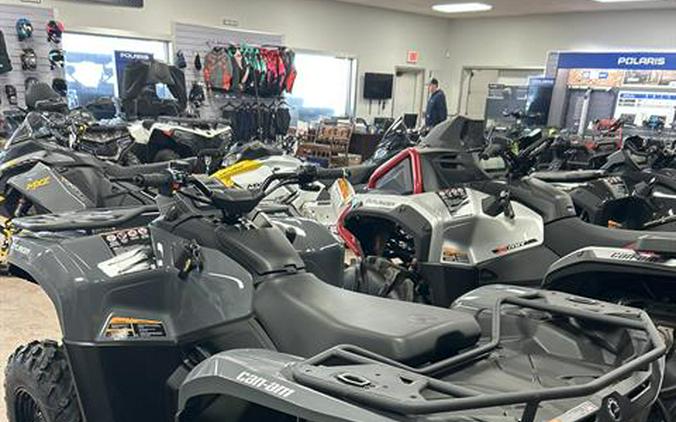 2025 Can-Am Outlander 500