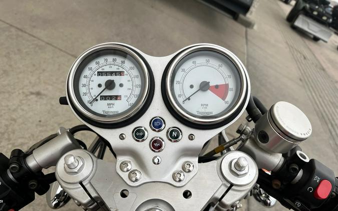 2004 Triumph Thruxton 900