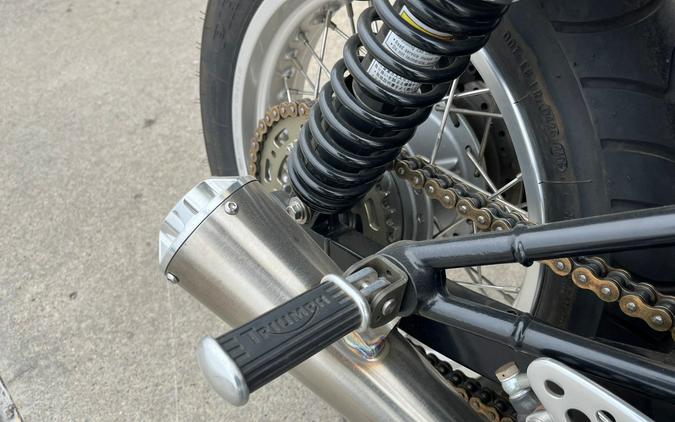 2004 Triumph Thruxton 900