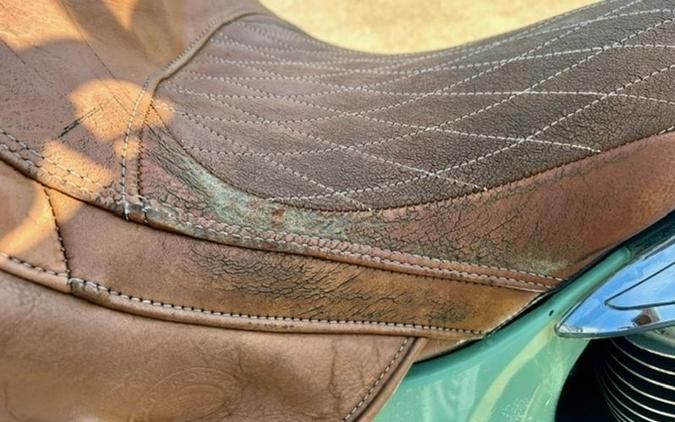 2017 Indian Motorcycle® Roadmaster® Classic Willow Green over Ivory Cream