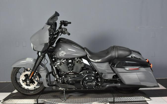 2022 Harley-Davidson Street Glide Special