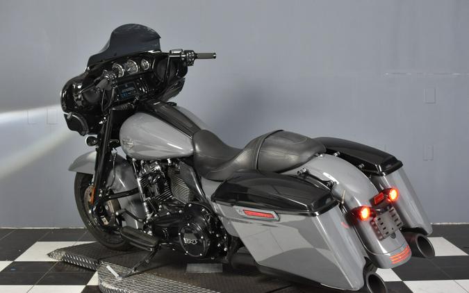 2022 Harley-Davidson Street Glide Special
