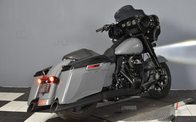 2022 Harley-Davidson Street Glide Special