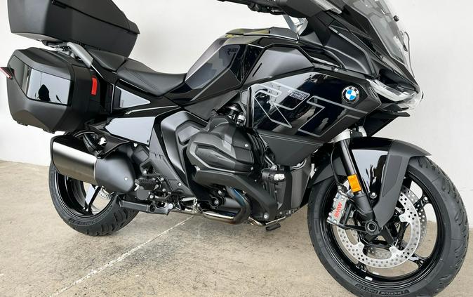 2026 BMW R1300RT