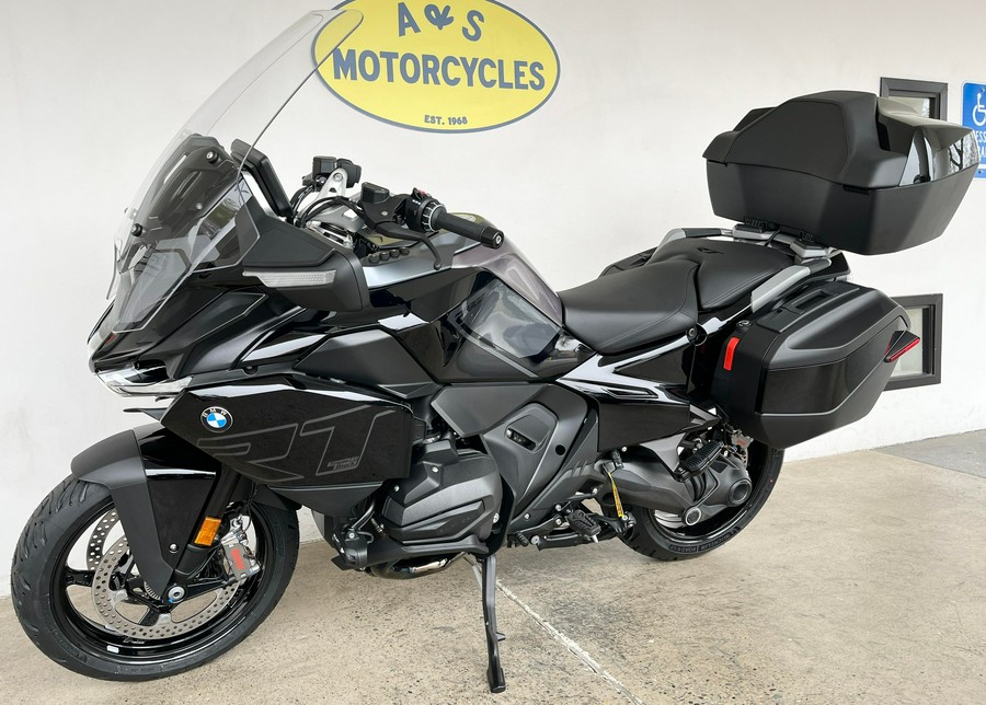 2026 BMW R1300RT