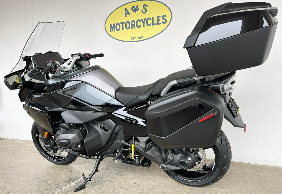 2026 BMW R1300RT