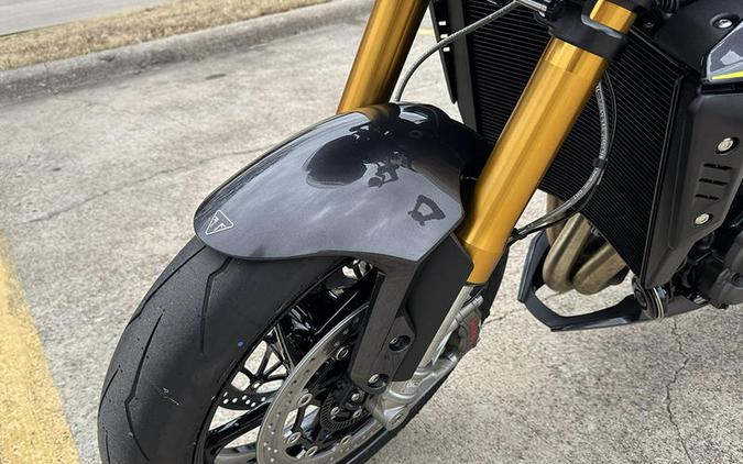 2026 Triumph Speed Triple 1200 RS Granite/Triumph Racing Yellow