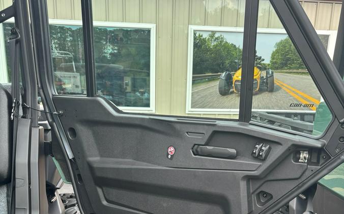 2026 Can-Am Defender DPS CAB HD10